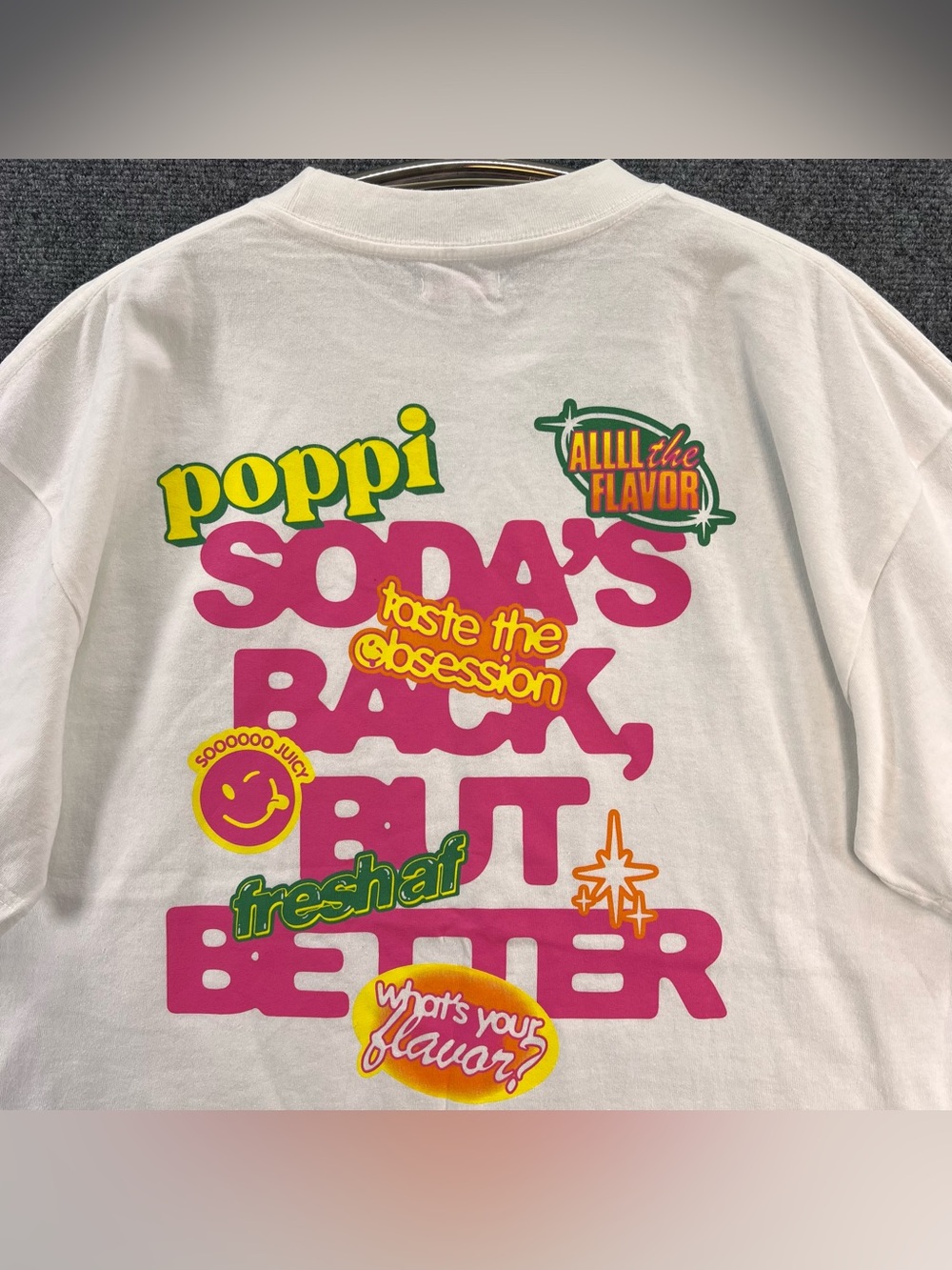 Poppi Soda Back But Better Graphic T-Shirt XL Fresh Juicy Retro Colorful Beach